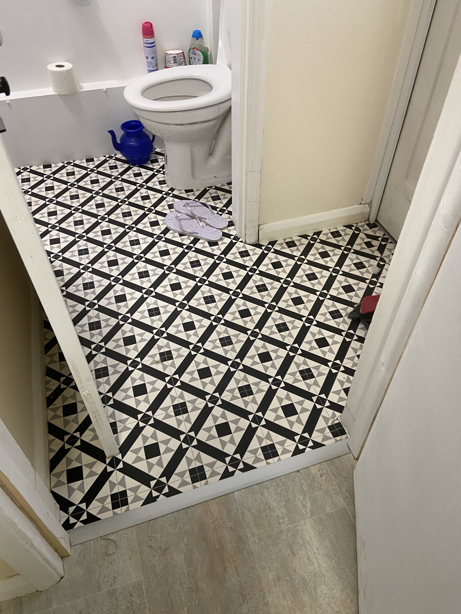 Stone Effect Vinyl Installation